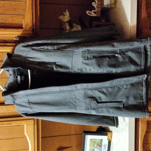 Jacket - Picture 3 of 4